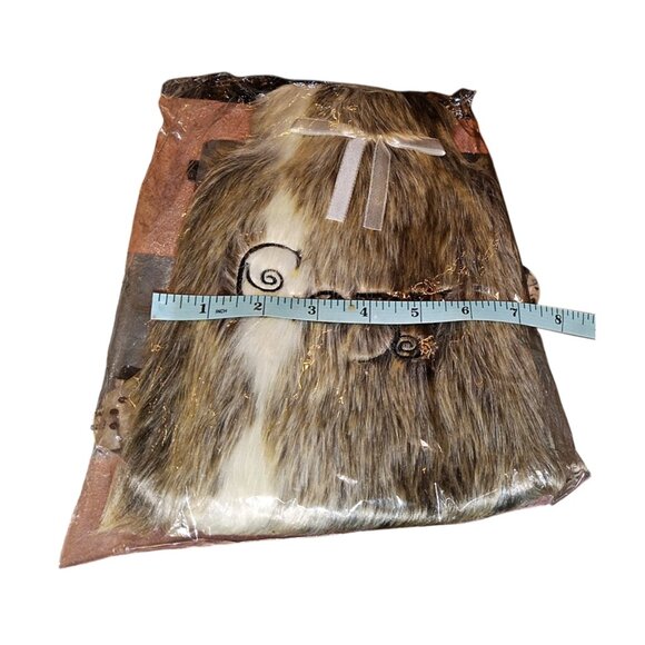 Victorian Trading Co. Hot Water Bottle w/ Fur Covering NIB - Picture 3 of 4